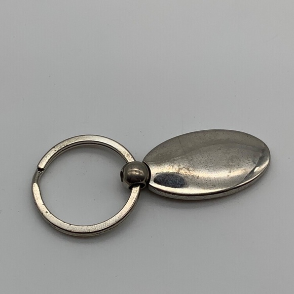 Vintage GMAC Metal Promo Keychain Keyring in Silver - Picture 5 of 6